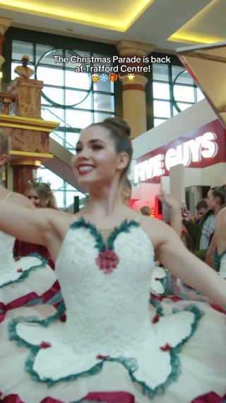 👉 We’re bringing back the Christmas Parade for one day only!​On Saturday 15 November, experience a magical event at 11:30am + 2:30pm in The Orient ✨​Grab your little ones, they won’t want to miss this!​