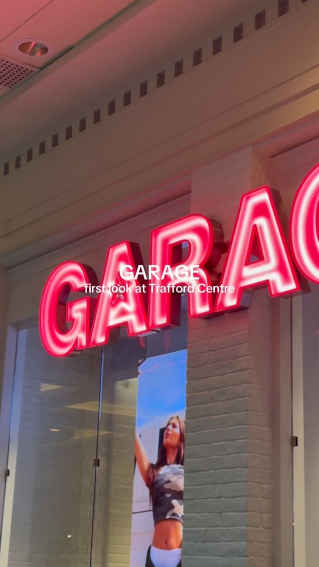 GARAGE IS NOW OPEN AT TRAFFORD CENTRE 💗Canadian fashion brand @garageclothing has officially arrived, bringing elevated off-duty looks, hot basics and plenty of newness for your wardrobe 🫶The opening celebrations run until Sunday 27 September, with mystery gift cards worth up to £250 for the first shoppers each day, a free UltraFleece Tote when you spend £150, complimentary hoodie embroidery, live DJs, a photo pod and more 🙌Head down this weekend and be among the first to shop it 🛍️